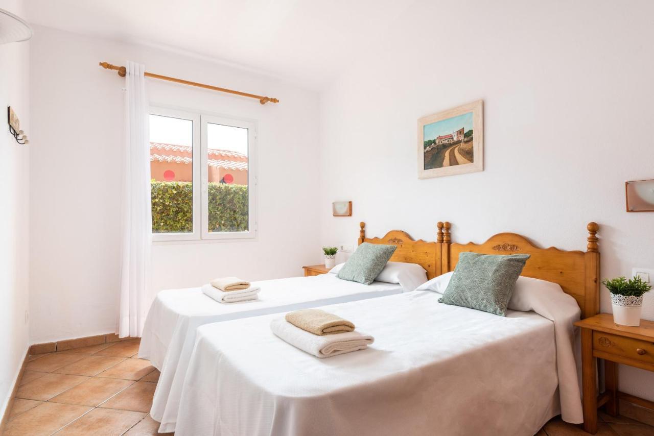 Villa Nurimar Cala'N Bosch  Extérieur photo