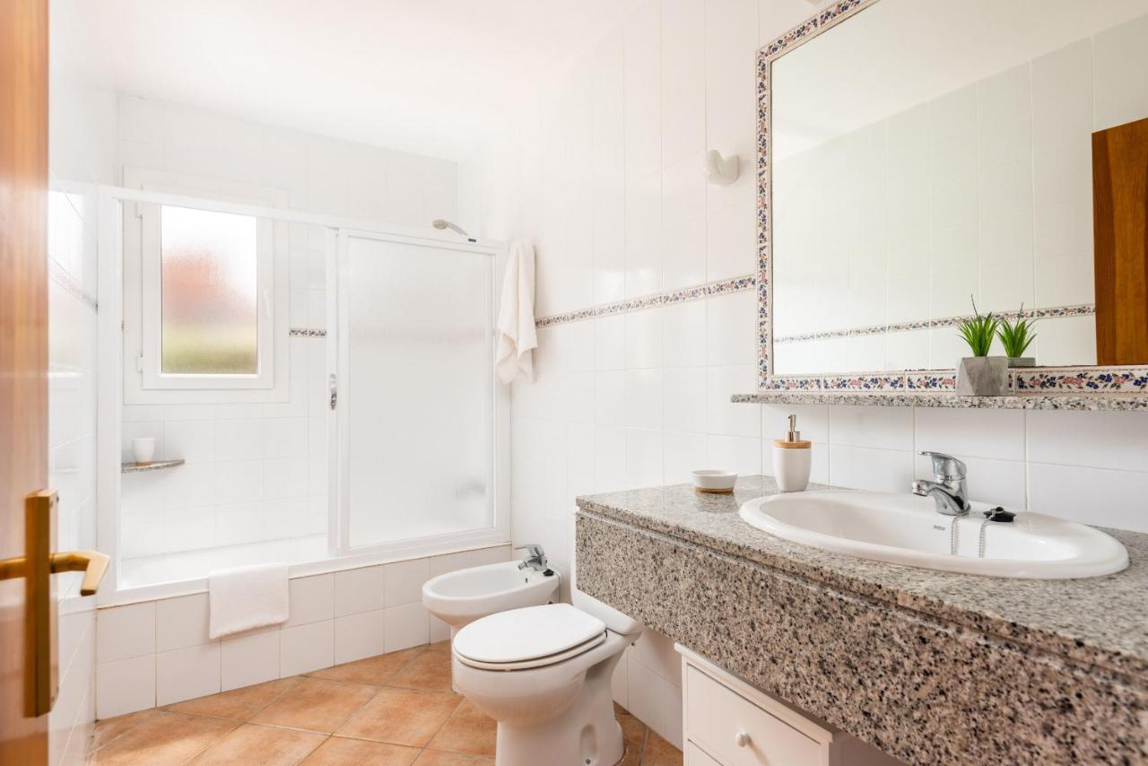 Villa Nurimar Cala'N Bosch  Extérieur photo